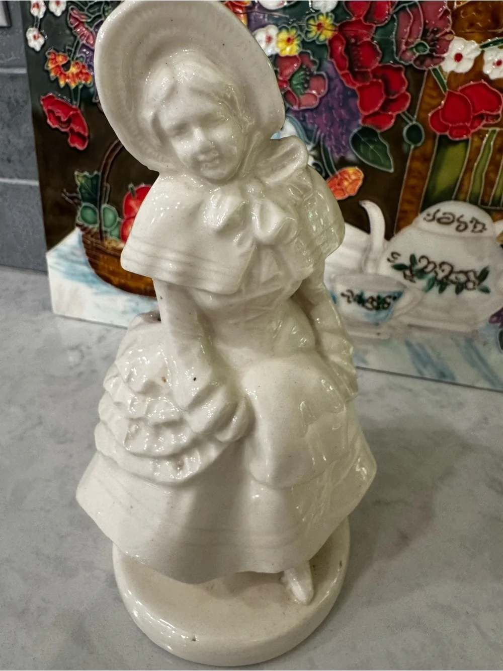Vintage 1940s-50s Japan White Ceramic Bonnet Girl Planter Vase Figurine - Picture 2 of 6